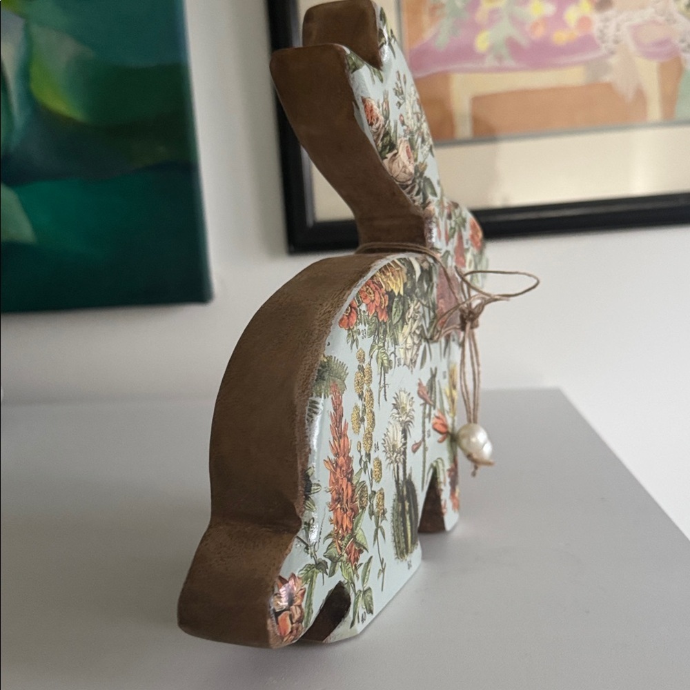 Wooden Decorative Floral Bunny - Picture 4 of 8